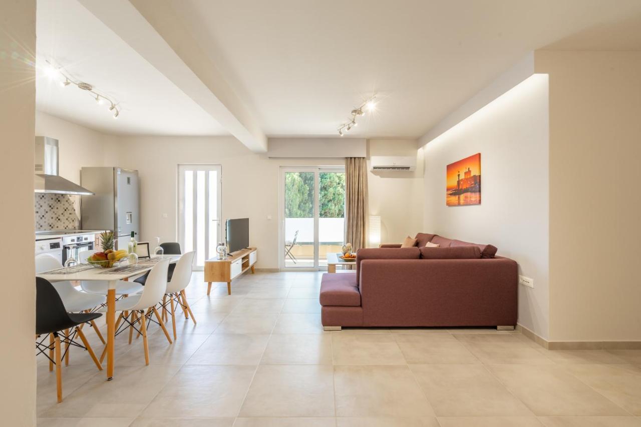 Apartment Massimo เอียลิซอส ภายนอก รูปภาพ