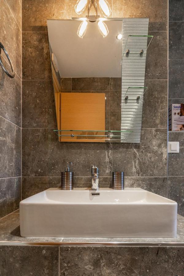 Apartment Massimo เอียลิซอส ภายนอก รูปภาพ
